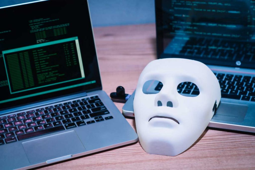 Hacktivist: Demonstran Jalanan tapi di Internet